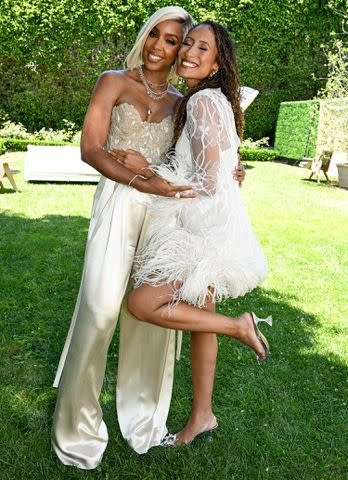 <p> Gilbert Flores/WWD via Getty</p> Kelly Rowland and Elaine Welteroth