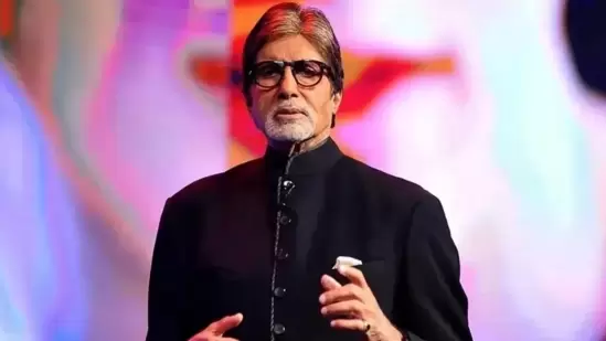 Amitabh Bachchan topped the list of film stars who prefer investing in residential and commercial real estate with a <span class=