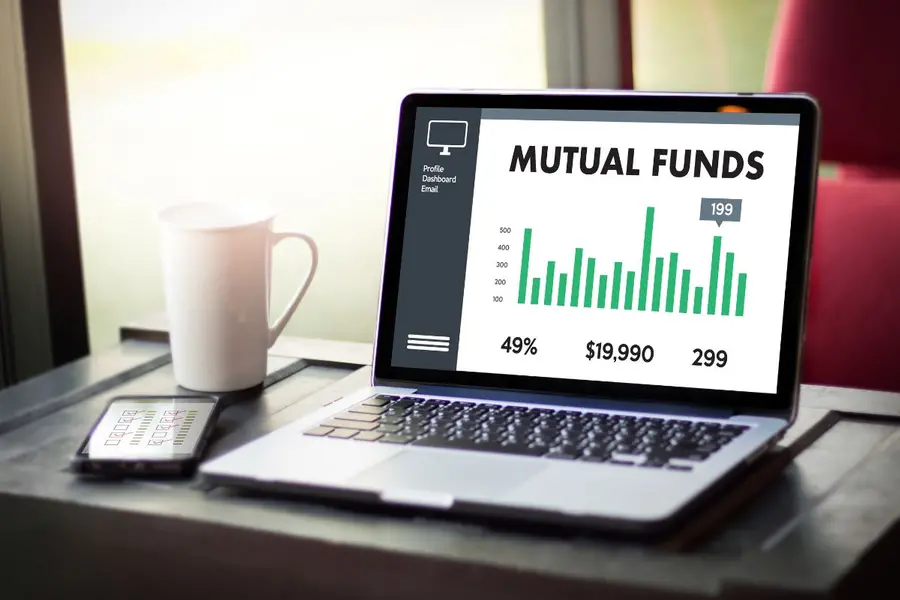 Using a lump sum calculator before investing in mutual funds can help you avoid these three mistakes