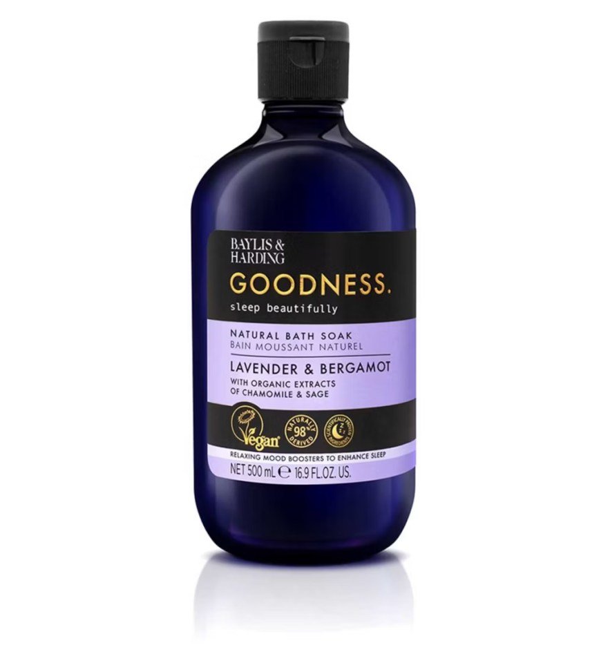 Bayliss & Harding Goodness Sleep Bath Soak in Lavender & Bergamot scent.