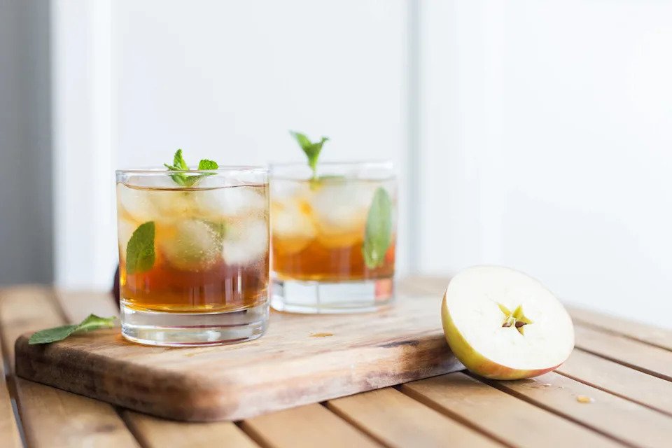 Sparkling Apple Cider