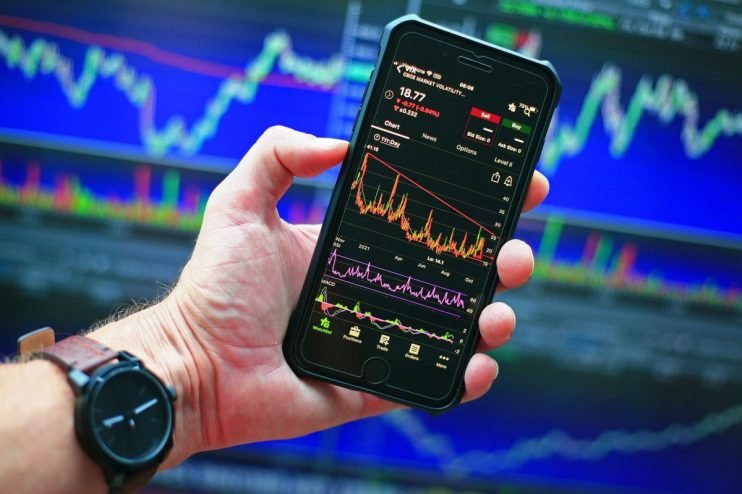 Investment platform Webull is offering access to UK shares