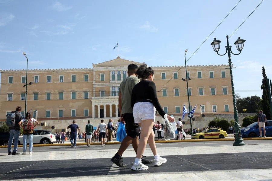 Tourists Greek Parliament