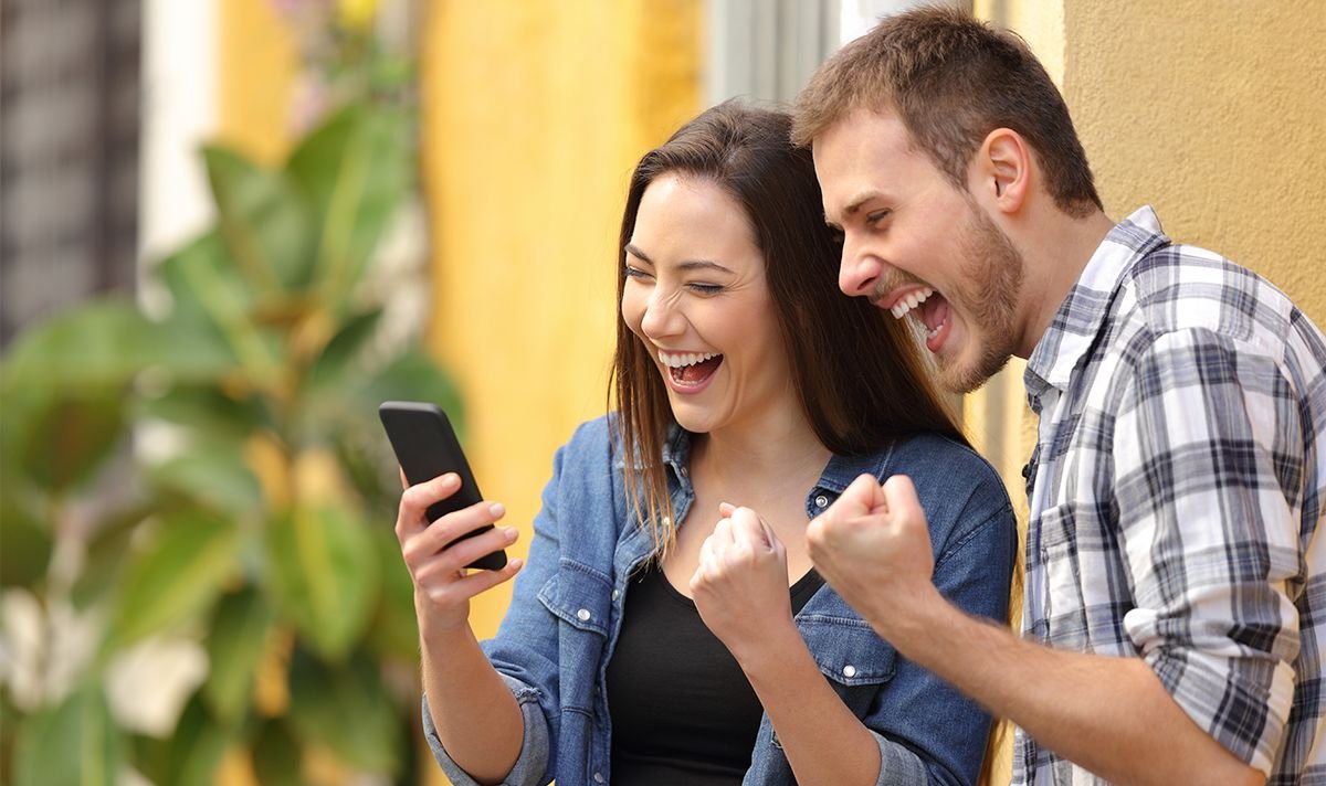 A couple check their finances