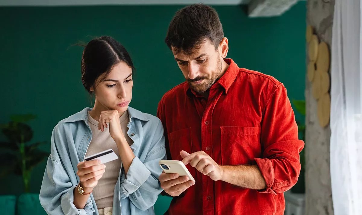 A couple check their finances