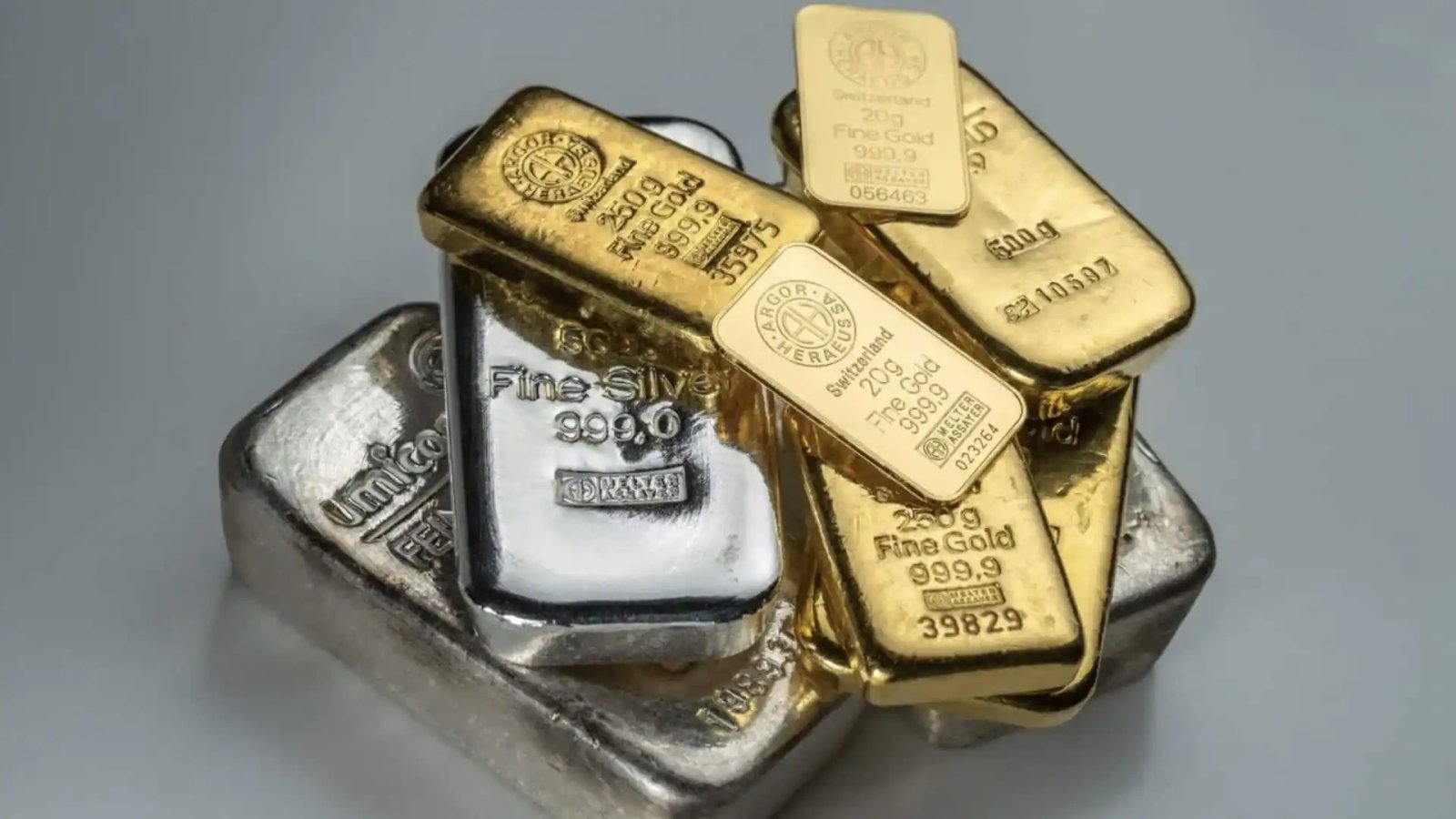Gold, silver ETFs crash up to 14%: Time to buy?
