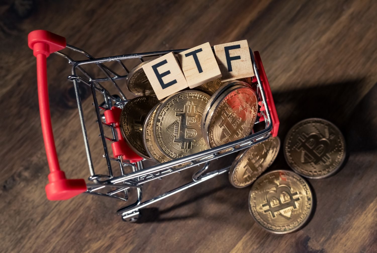 90% Of My Investments are in ETFS. Here’s Why