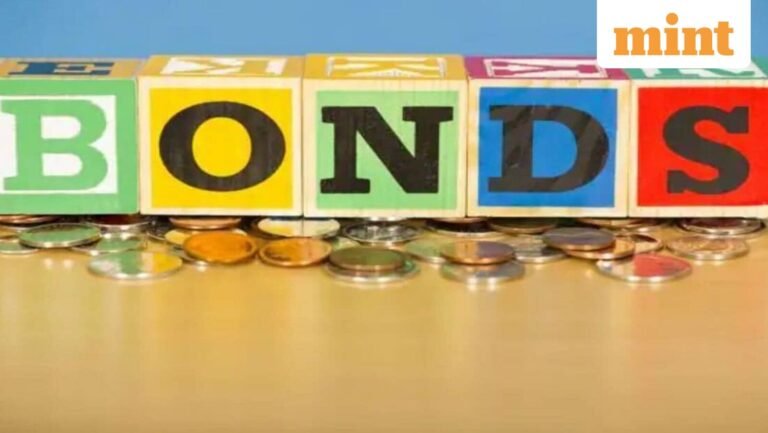 Should you invest directly in bonds or a bond mutual fund? Here’s all you need to know