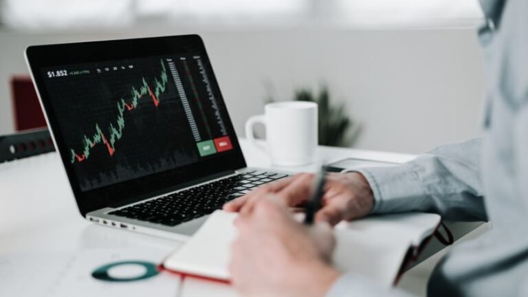 The most popular ISA funds, stocks and investment trusts