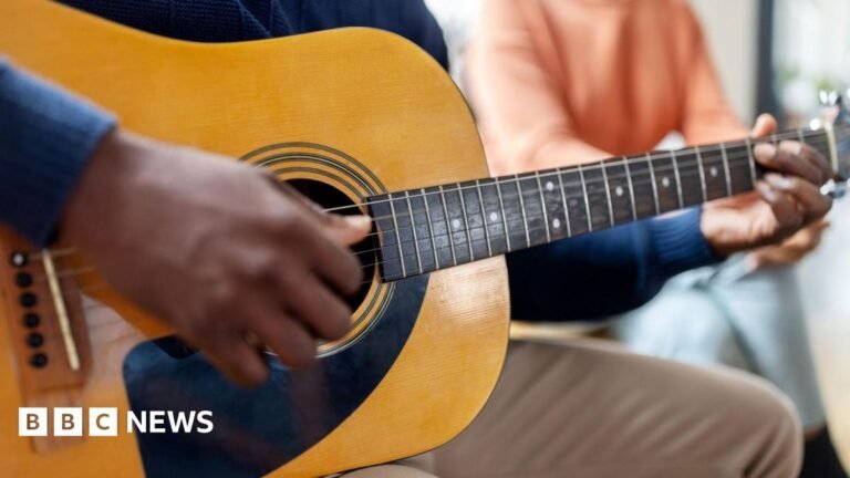 Funds sought for mood-boosting Wolverhampton refugee music scheme