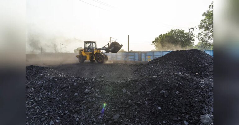 Coal Ministry allows insurance surety bonds instead of bank guarantees | Economy & Policy News