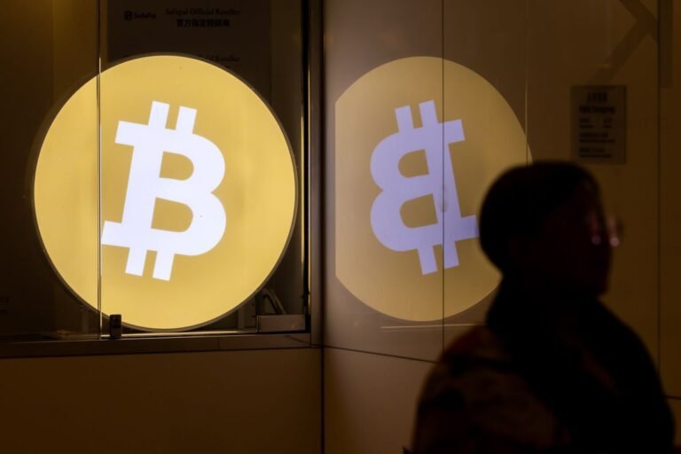 Bitcoin ETFs log second week of inflows