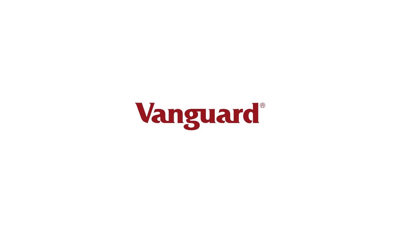 A Global Dividend Growth and High Yield Portfolio With Four Vanguard ETFs