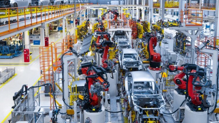 3 Robotics ETFs Positioned to Capitalize on America’s Reshoring Boom in 2026