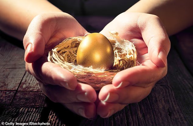 I¿m a ¿Steady Eddie¿, content to accumulate investment gains from long-term investments that in the main deliver me a tidy mix of dividend income and capital returns, says Jeff