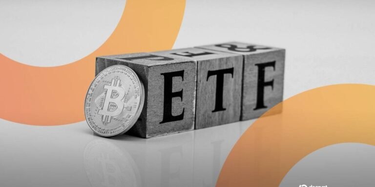 Bitcoin ETFs Take Nearly $1B in a Day as Average Holder Returns to Profit