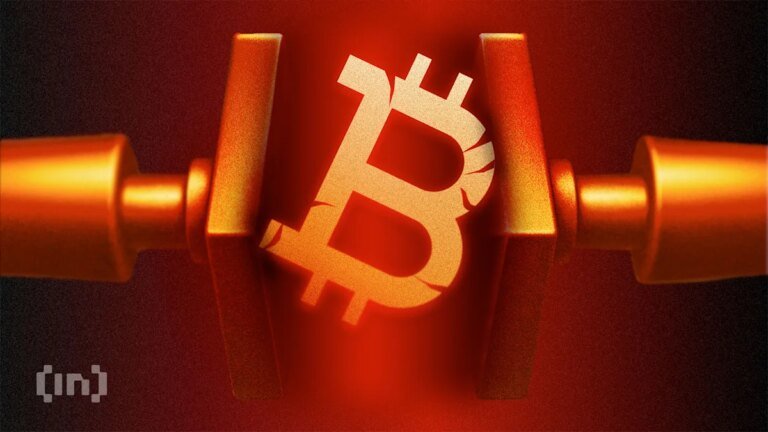 Investors Pull $643 Million From Bitcoin ETFs After the Biggest Crypto Hack in History