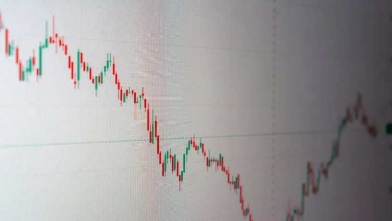 BlackRock’s iShares Bitcoin Trust pulls in $665.2 million as ether ETFs bleed